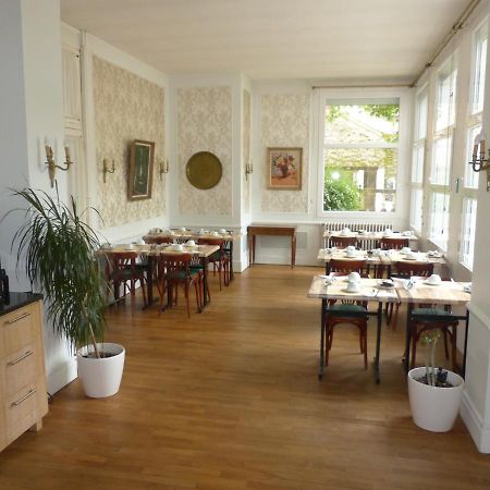 Hotel Des Thermes Bourbon-lʼArchambault Eksteriør billede