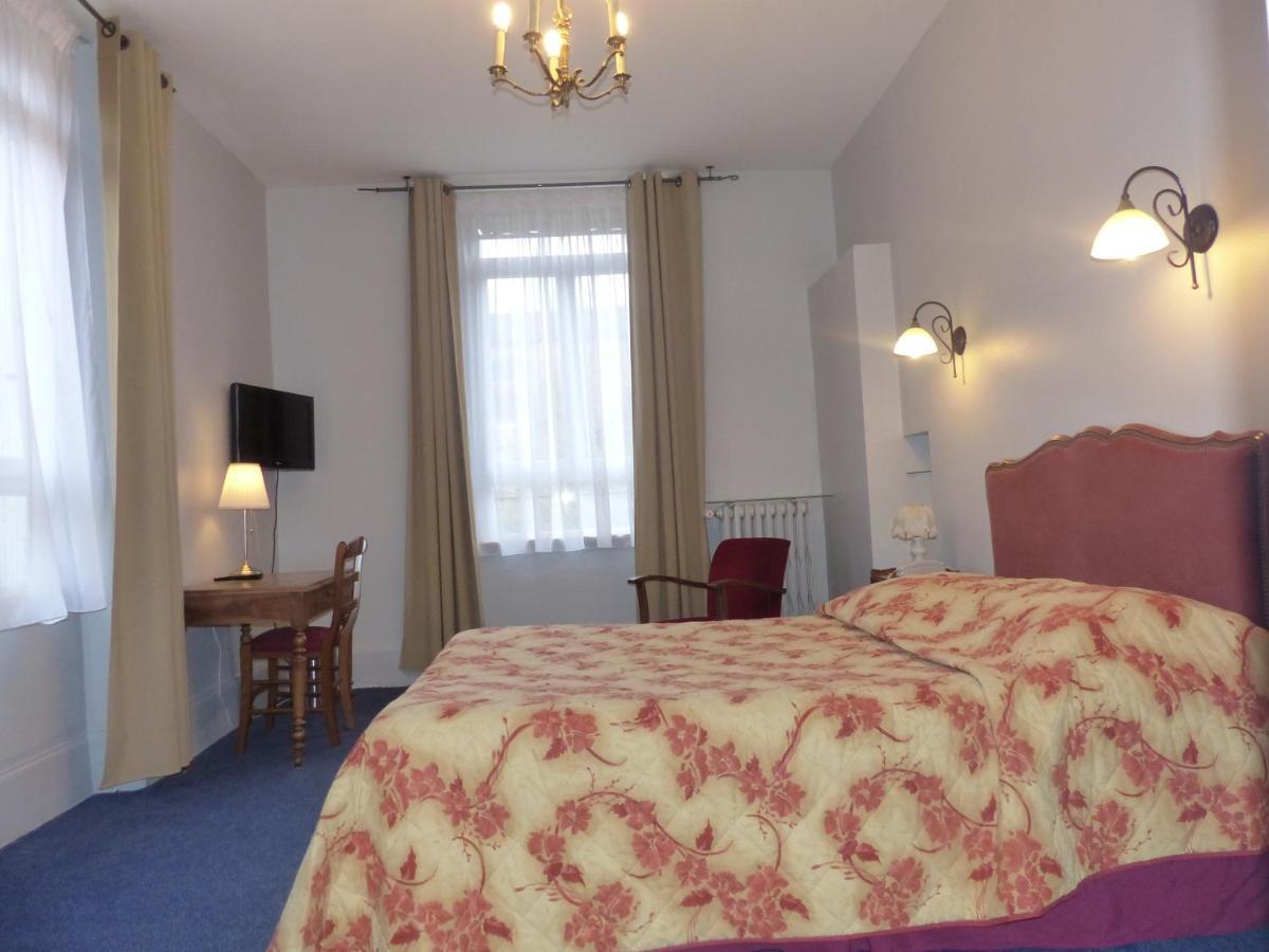 Hotel Des Thermes Bourbon-lʼArchambault Eksteriør billede