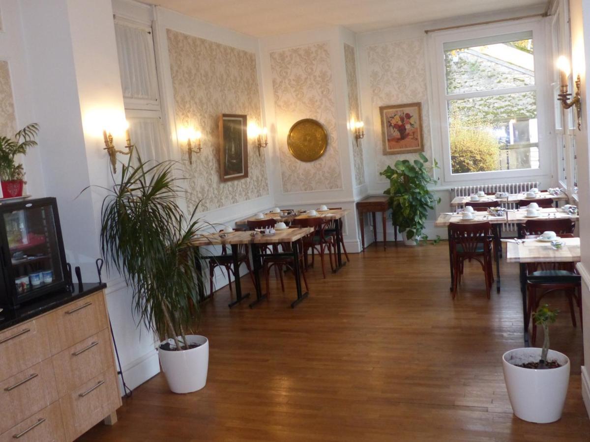Hotel Des Thermes Bourbon-lʼArchambault Eksteriør billede
