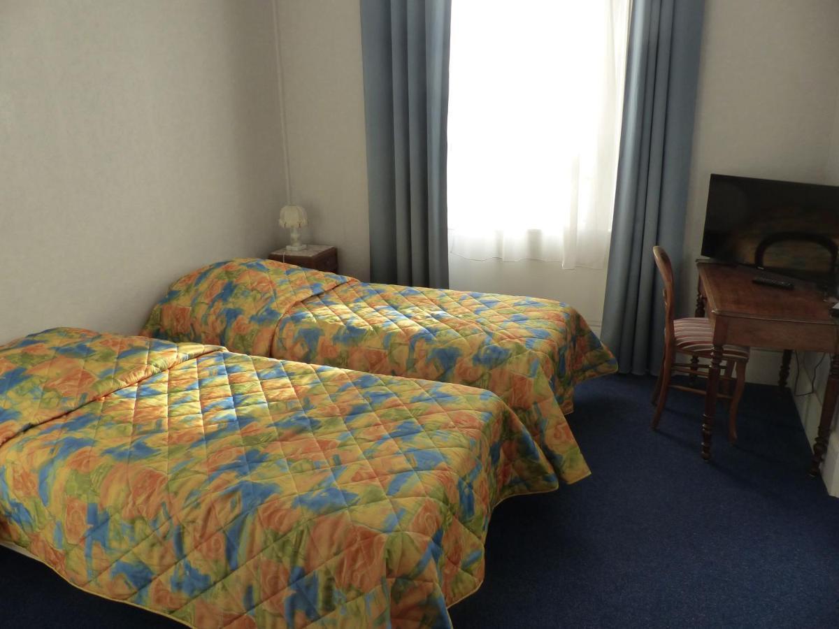 Hotel Des Thermes Bourbon-lʼArchambault Eksteriør billede